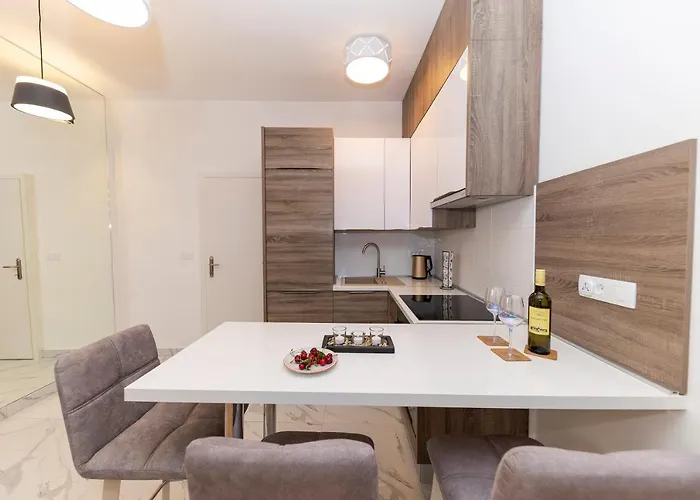 Apartment Duffys#2 *